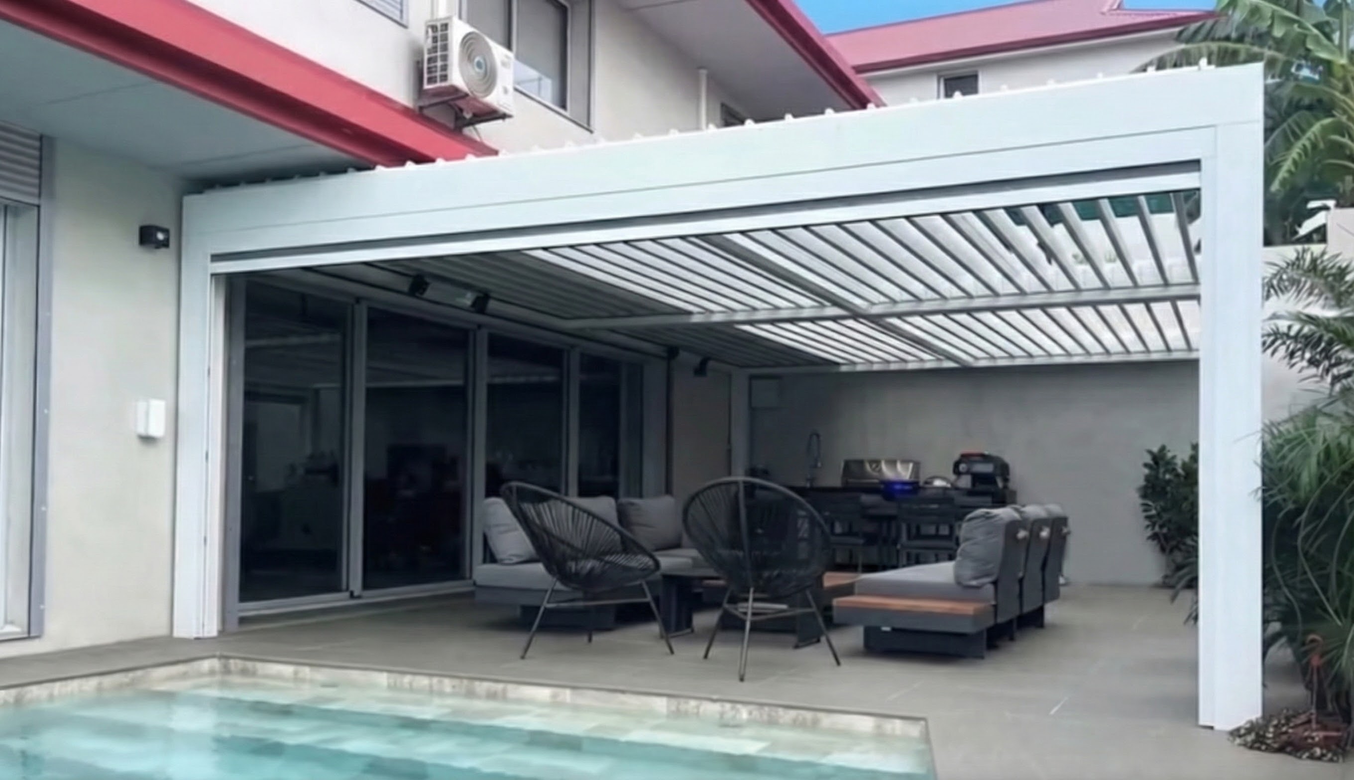 Carport aluminium toiture plate protection voiture Antilles